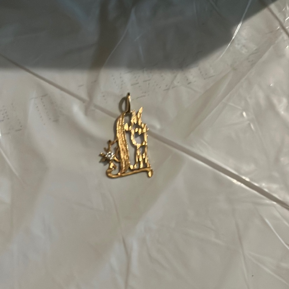 Mom Pendant